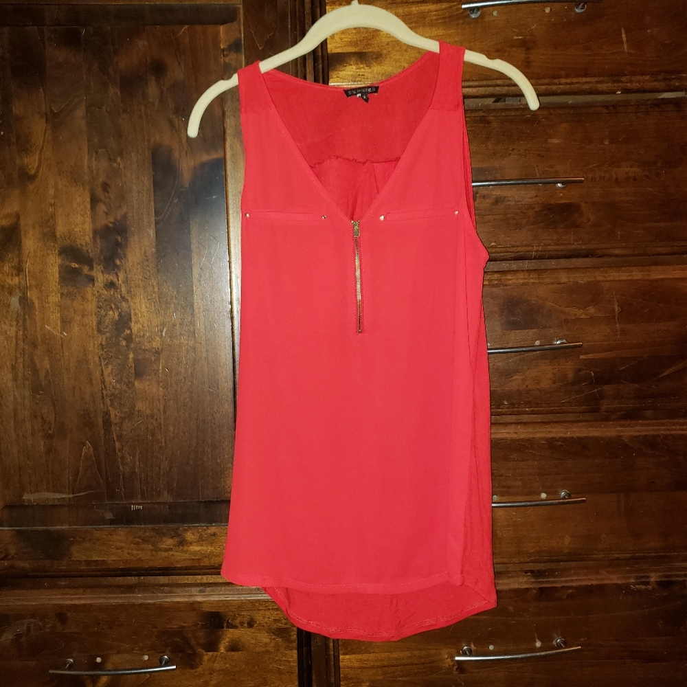 Express tanktop.